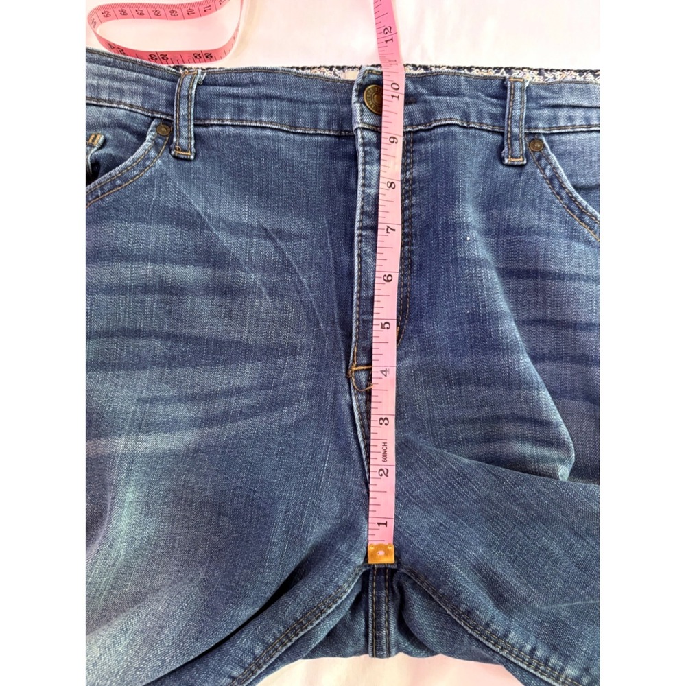 VINTAGE AMERICA Medium Blue Patchwork Studded Raw Hem Cropped Bestie Jeans 32 - Picture 8 of 10